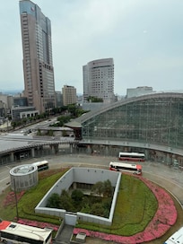 Front view of this hotel from nearby shopping mall