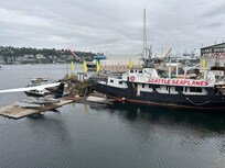 So fun to watch the sea planes take off and land at Lake Union. (Excellent soundproofing in home, so no noise)