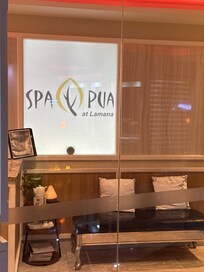 Lovely ladies with friendly disposition