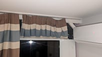 Curtains that don't close - bathroom was similar
