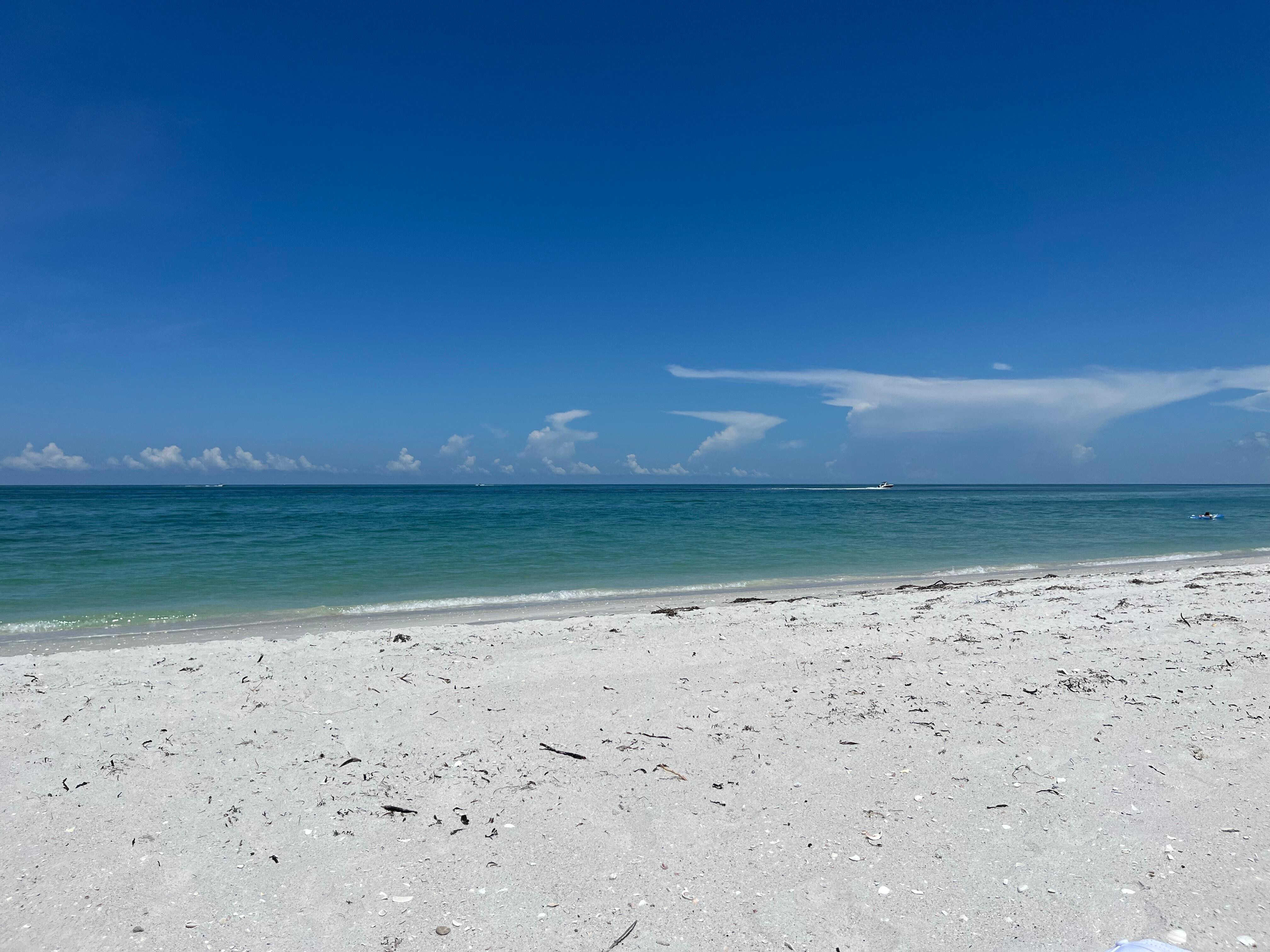 Nearby beaches 