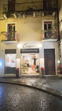 Highly recommend this restaurant. Had an amazing Christmas Eve dinner.