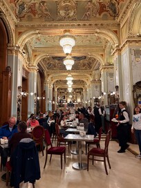 New York Cafe