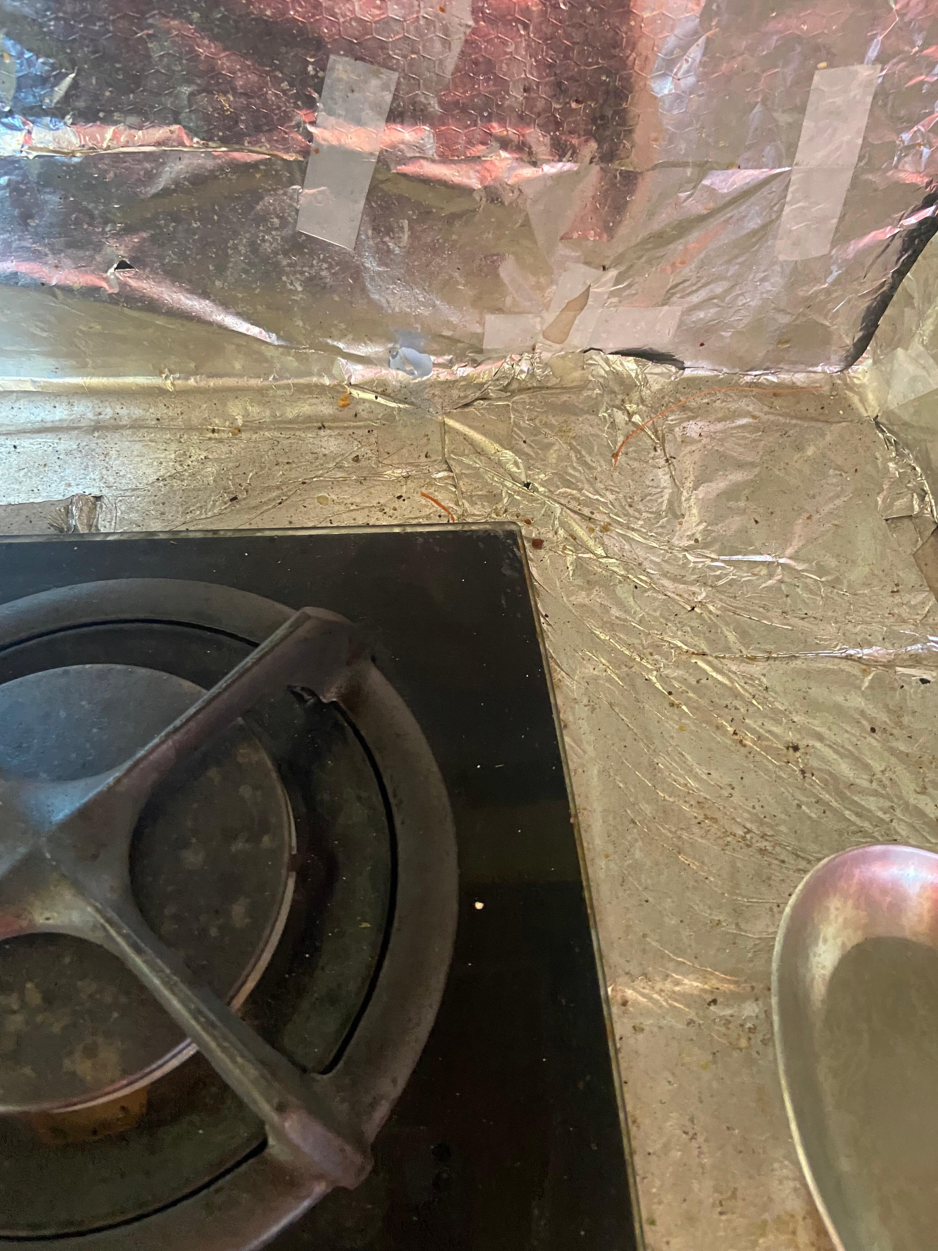 Verdreckter, fettiger Herd