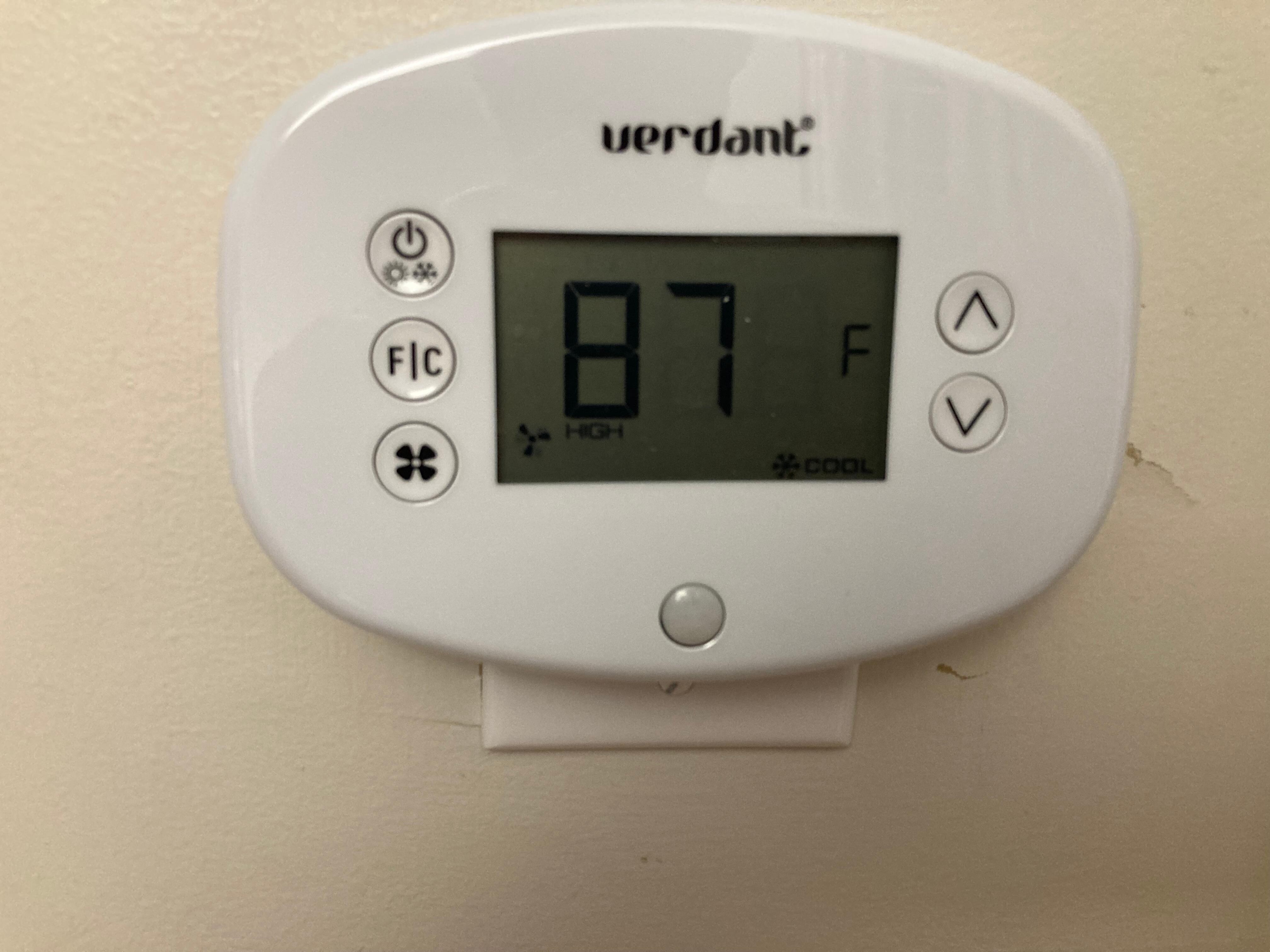Coldest temp in room! Totally unacceptable, particularly after having eye surgery at Wills Eye Hospital. 