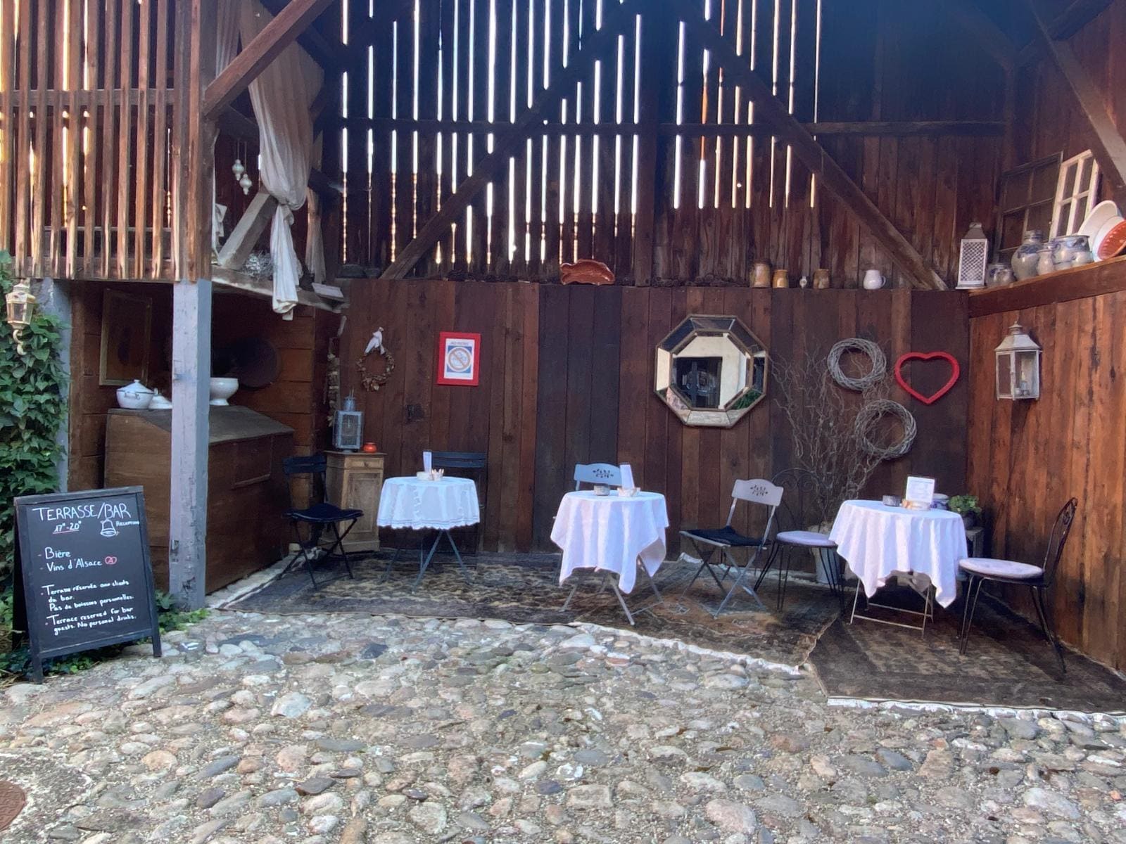 Aufenthaltsplatz im Freien