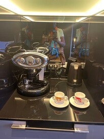 Coffee, tea or expresso? YES!