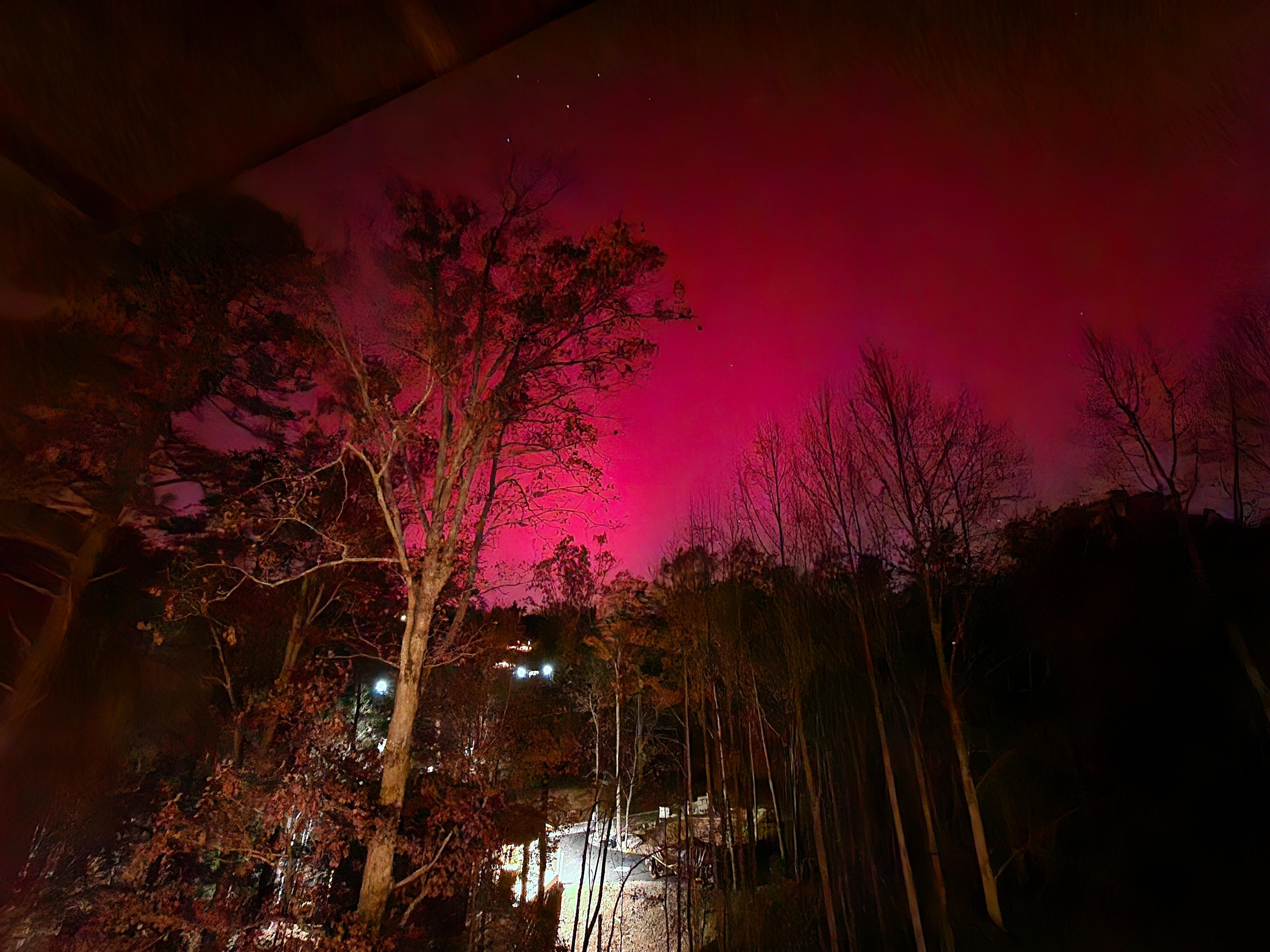 Extraordinary display of the aurorae (northern lights) on Nov. 11-12, 2025.