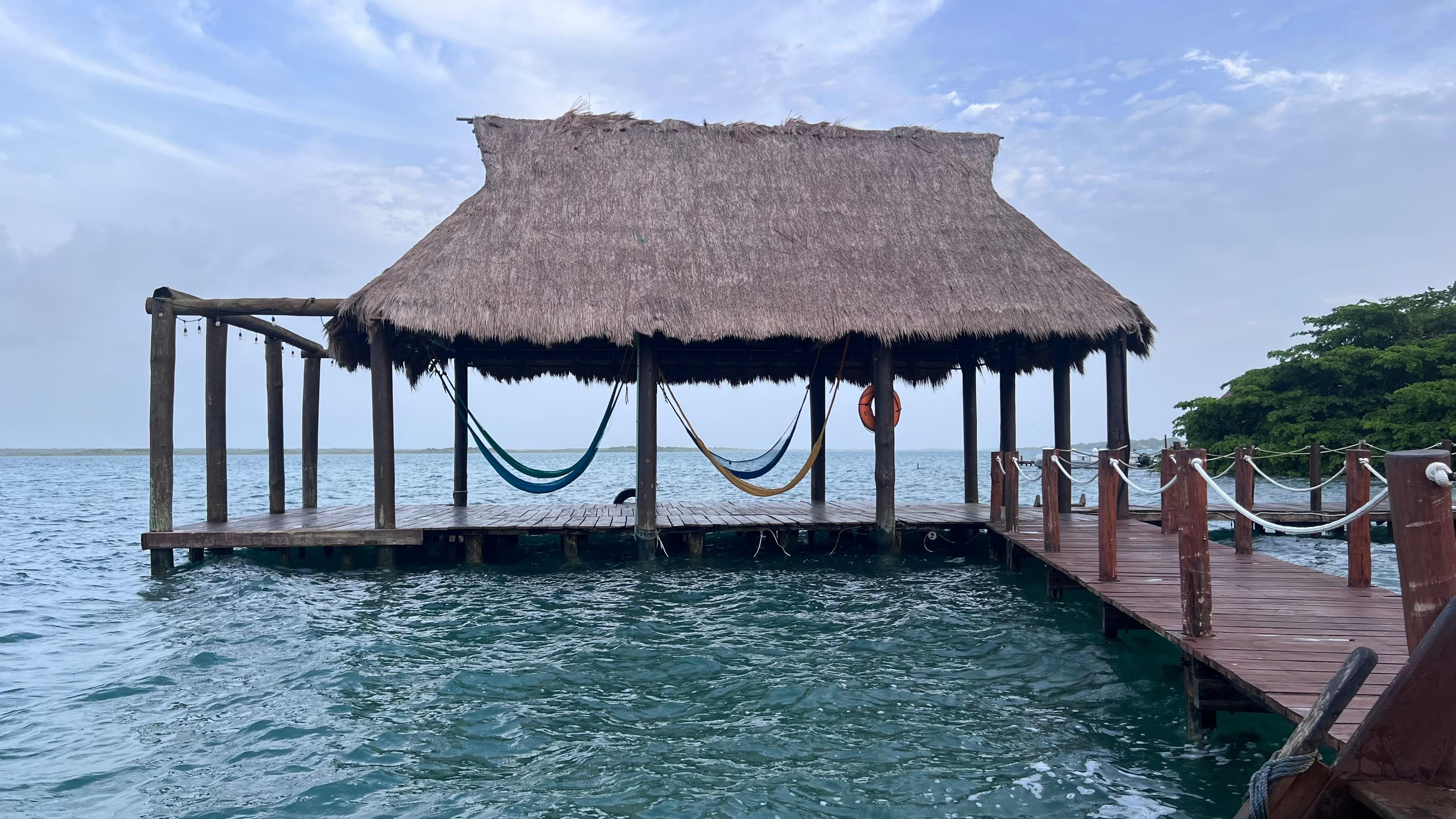 Hamaca s by the lake