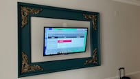 Tv in a picture frame
