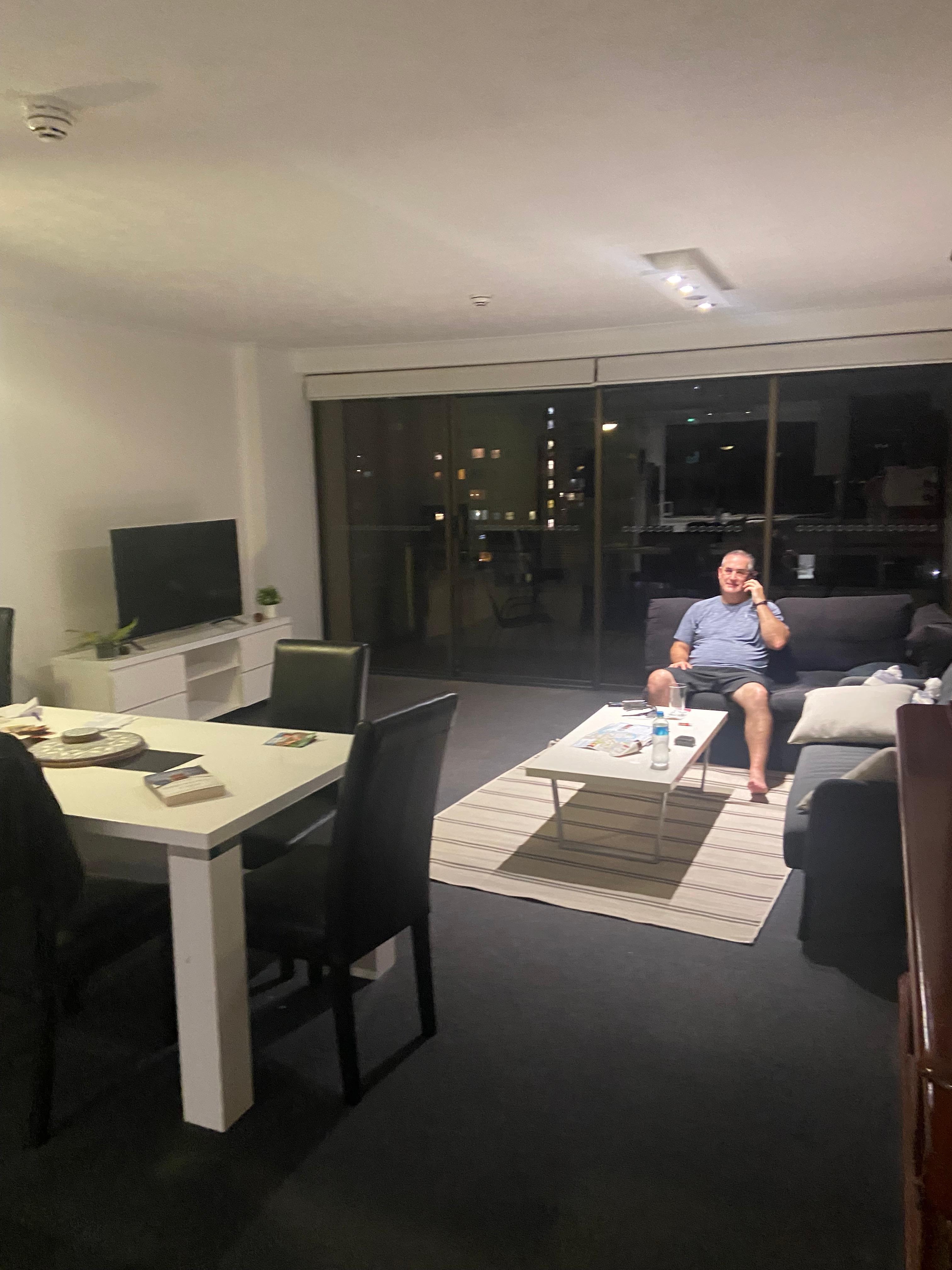 Living/dining/
balcony