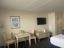 Check out day and the room was still clean and beautiful.