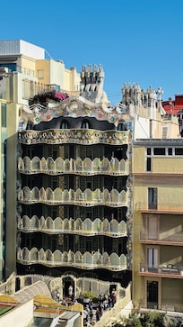 Utsikt mot Gaudí fina hus