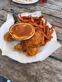 The food in Franklin is delicious