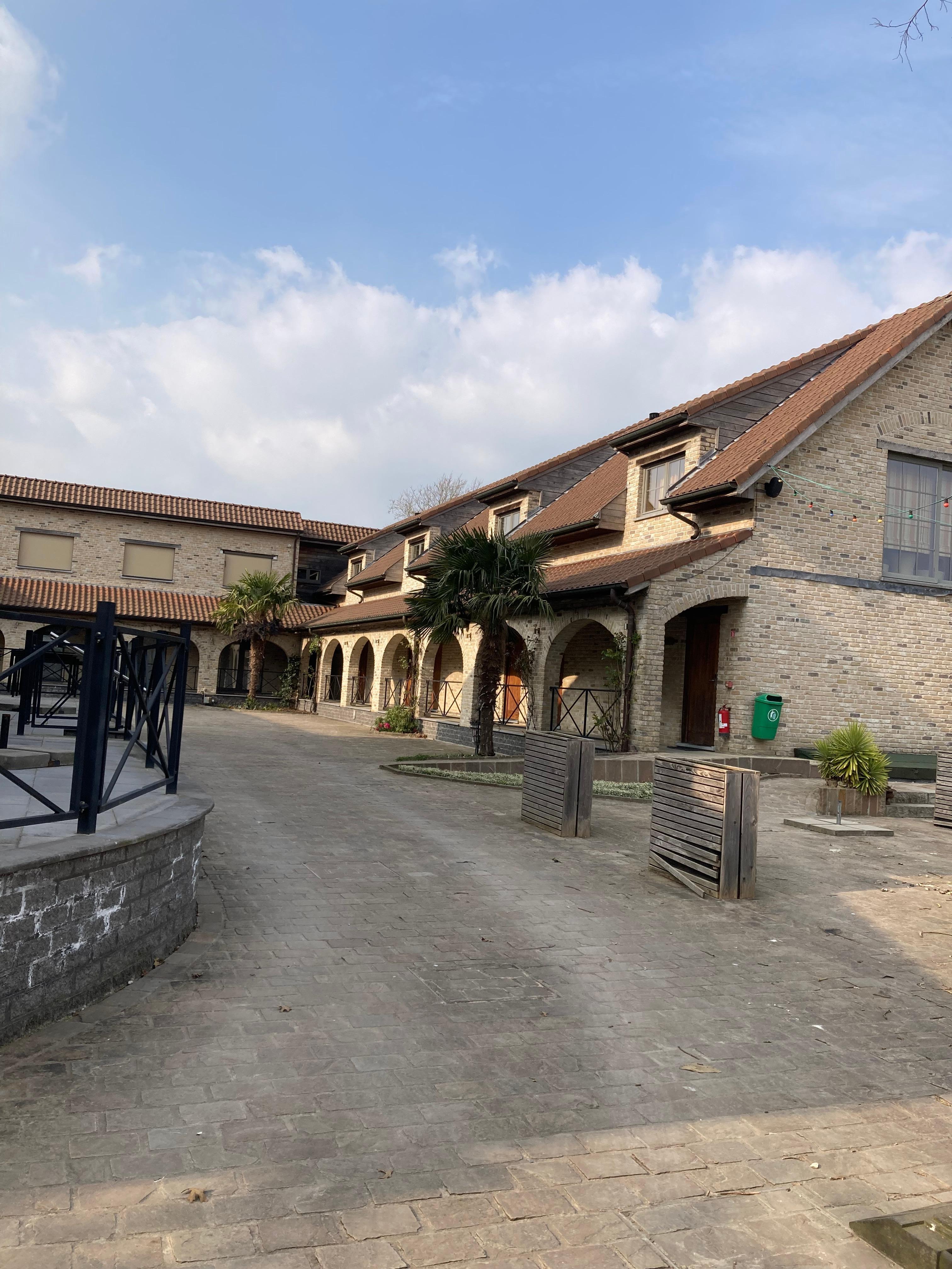 Building of rooms