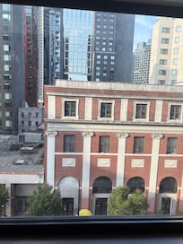 Not a city view if itās just a brick building..