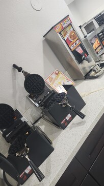 Free continental breakfast
