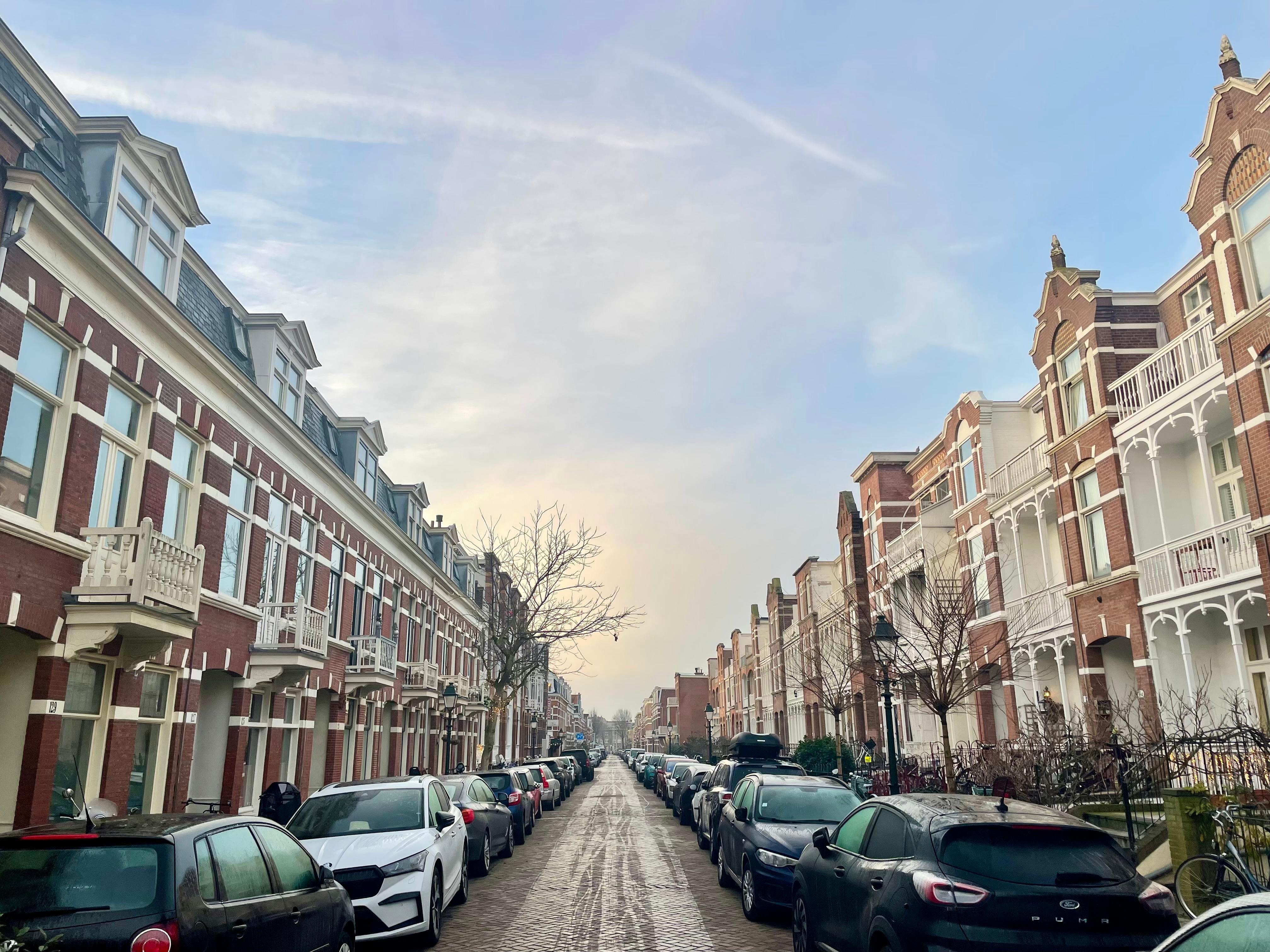 Straße, in der das Apartment liegt