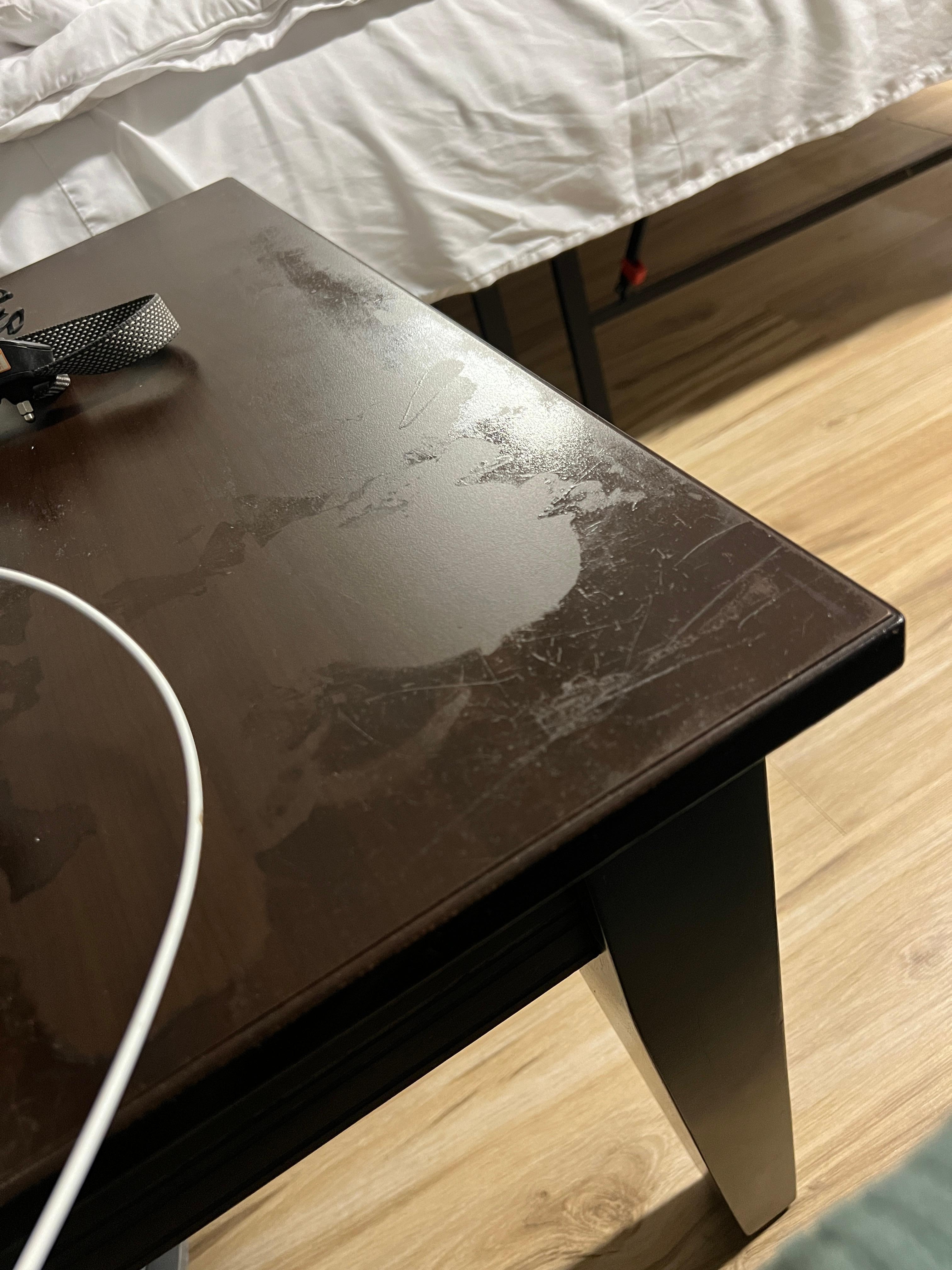 general condition of all the furniture (everything is broken/secondhand)