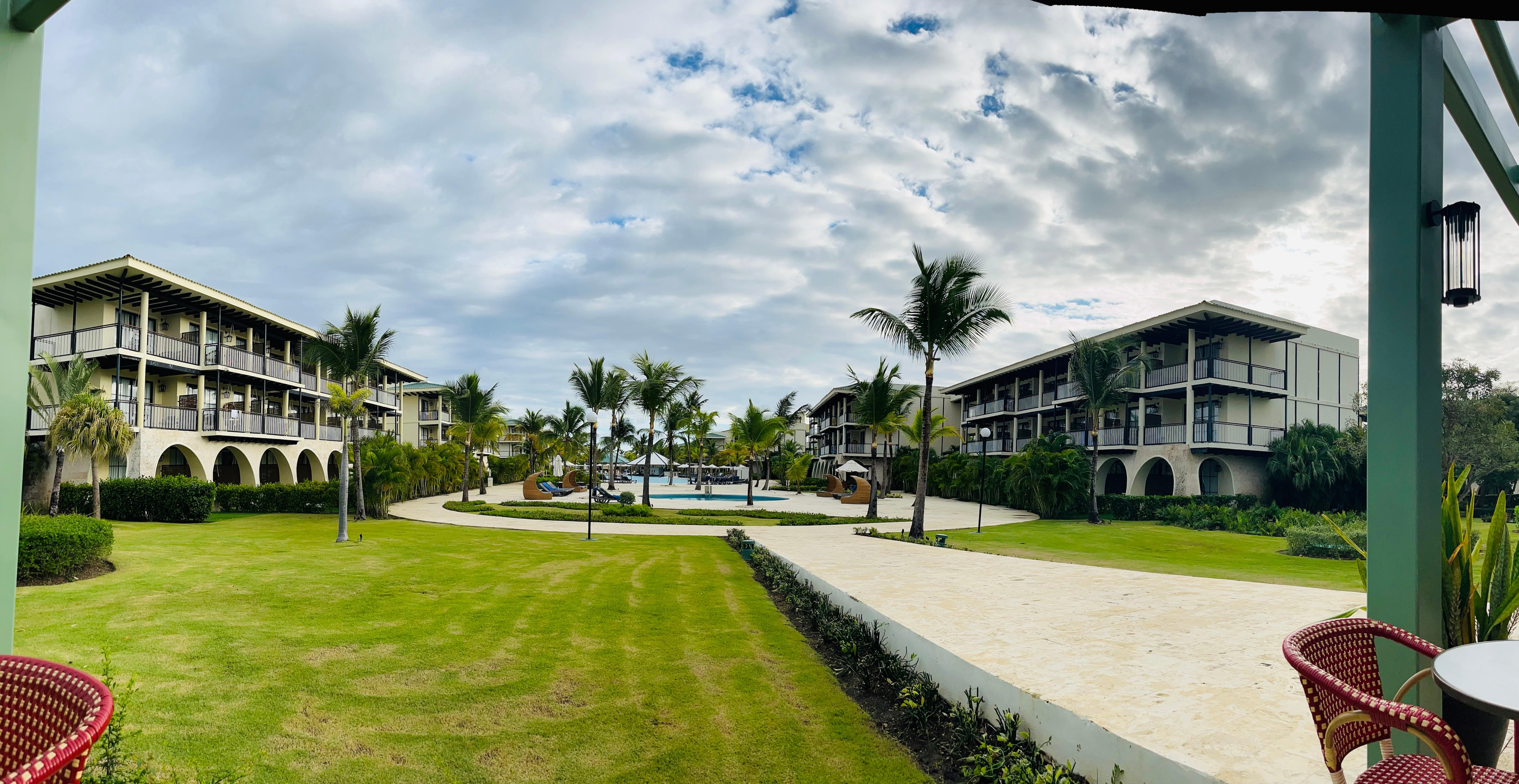 From from El Beso lobby