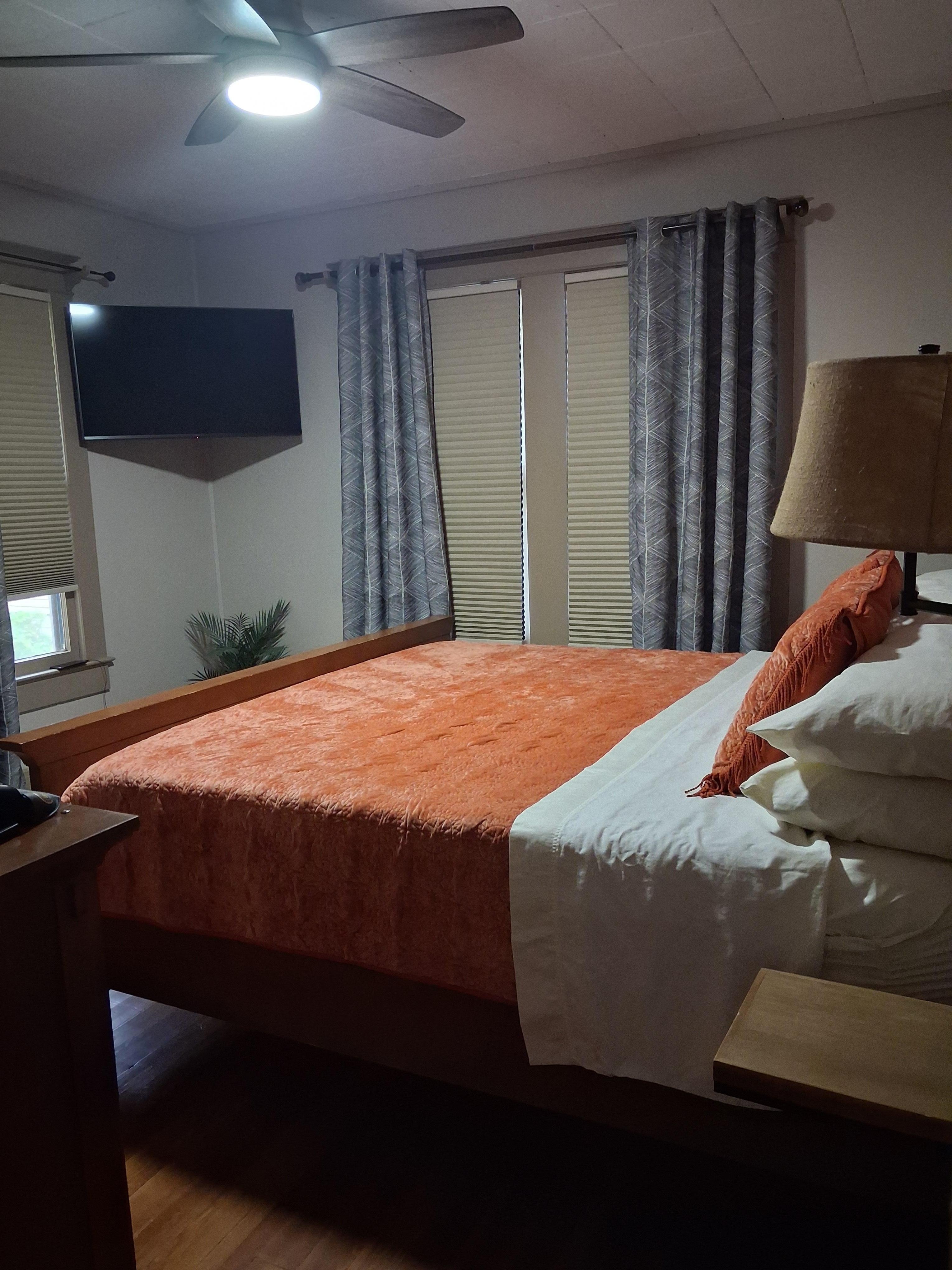 Right bedroom