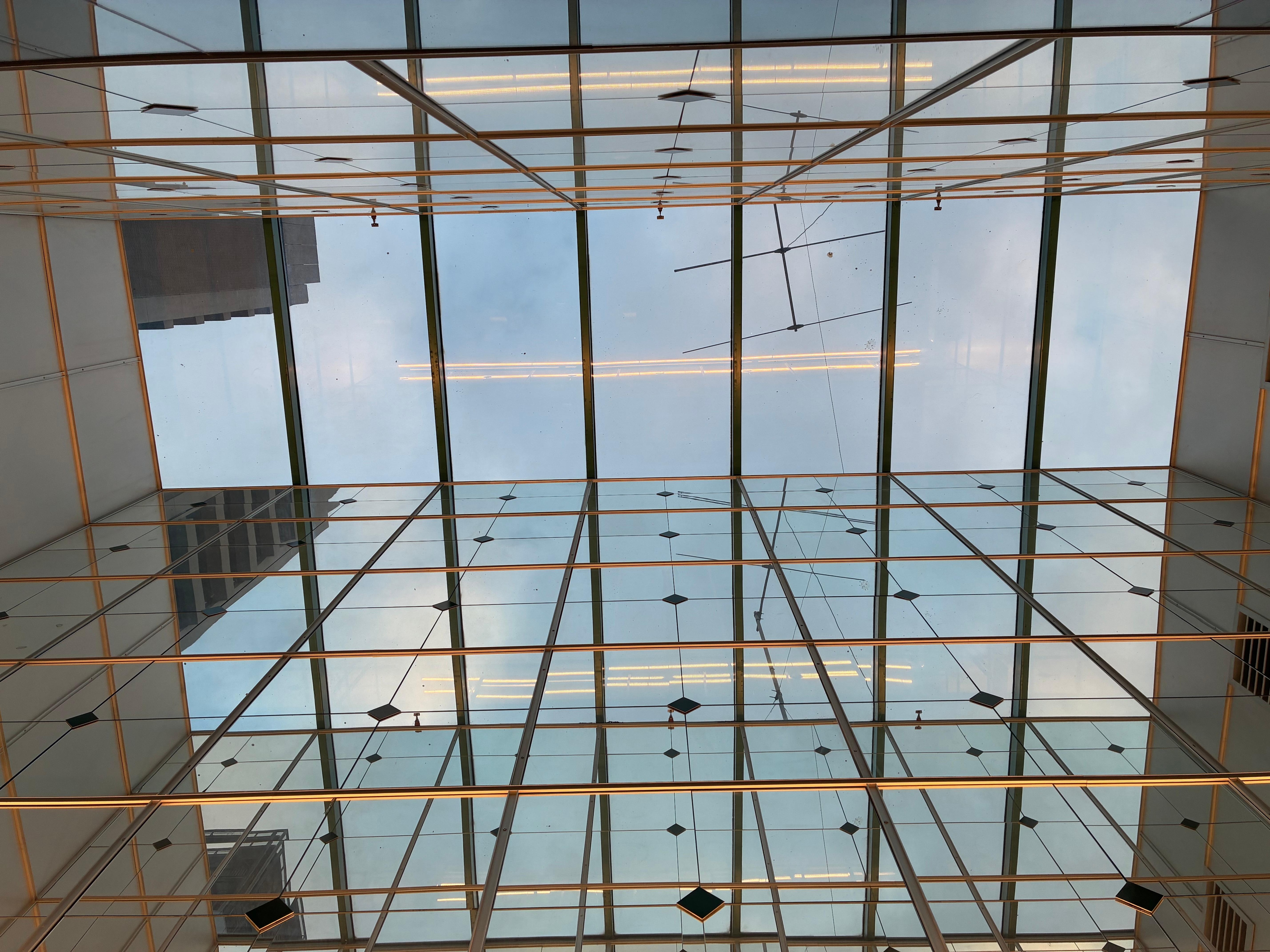 Skylight in Stretch-on-6