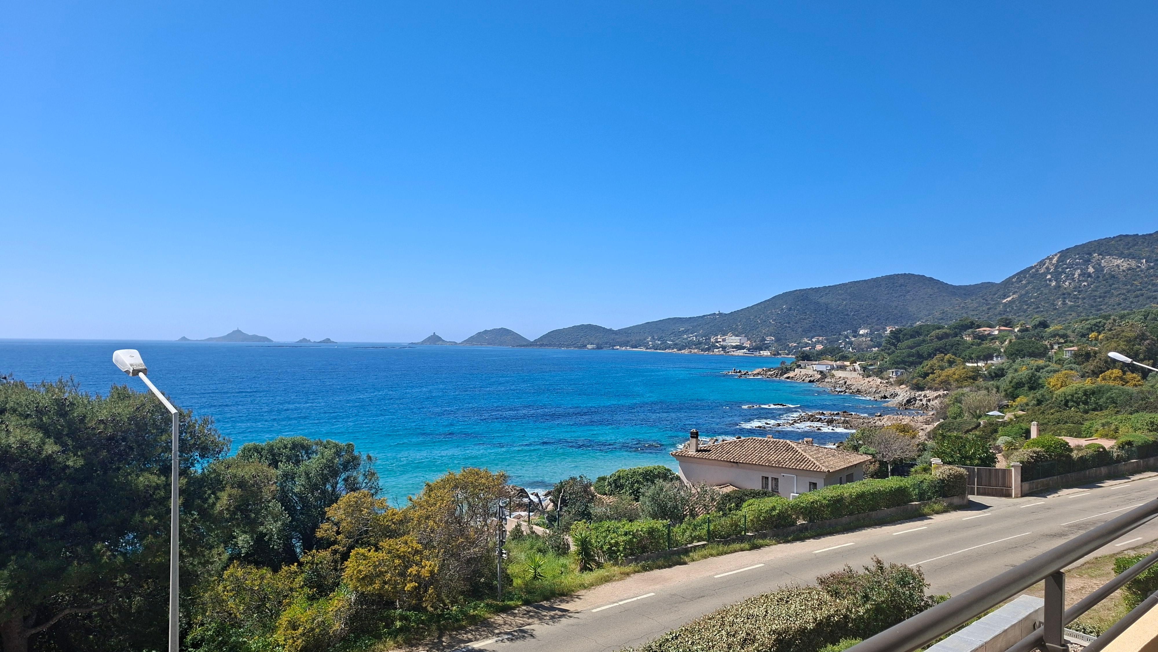 Blick auf die Inseln Les Iles Sanguinaires 