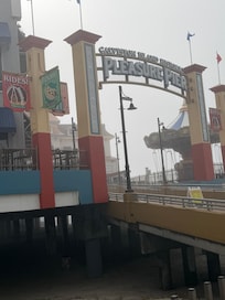 Paradise Pier a must do