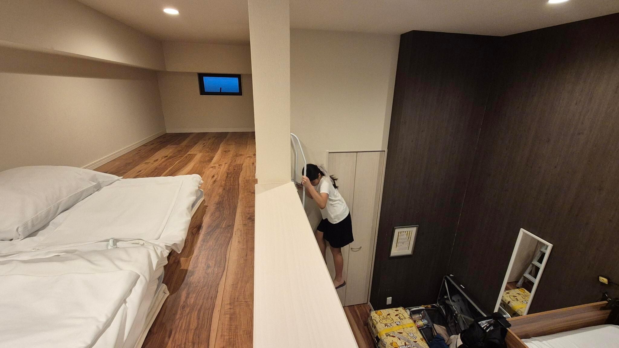 the room 103 I got,which is standard room. maisonette room has no this ladder on expedia app. 