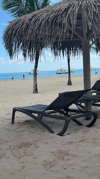 Lopesan private beach