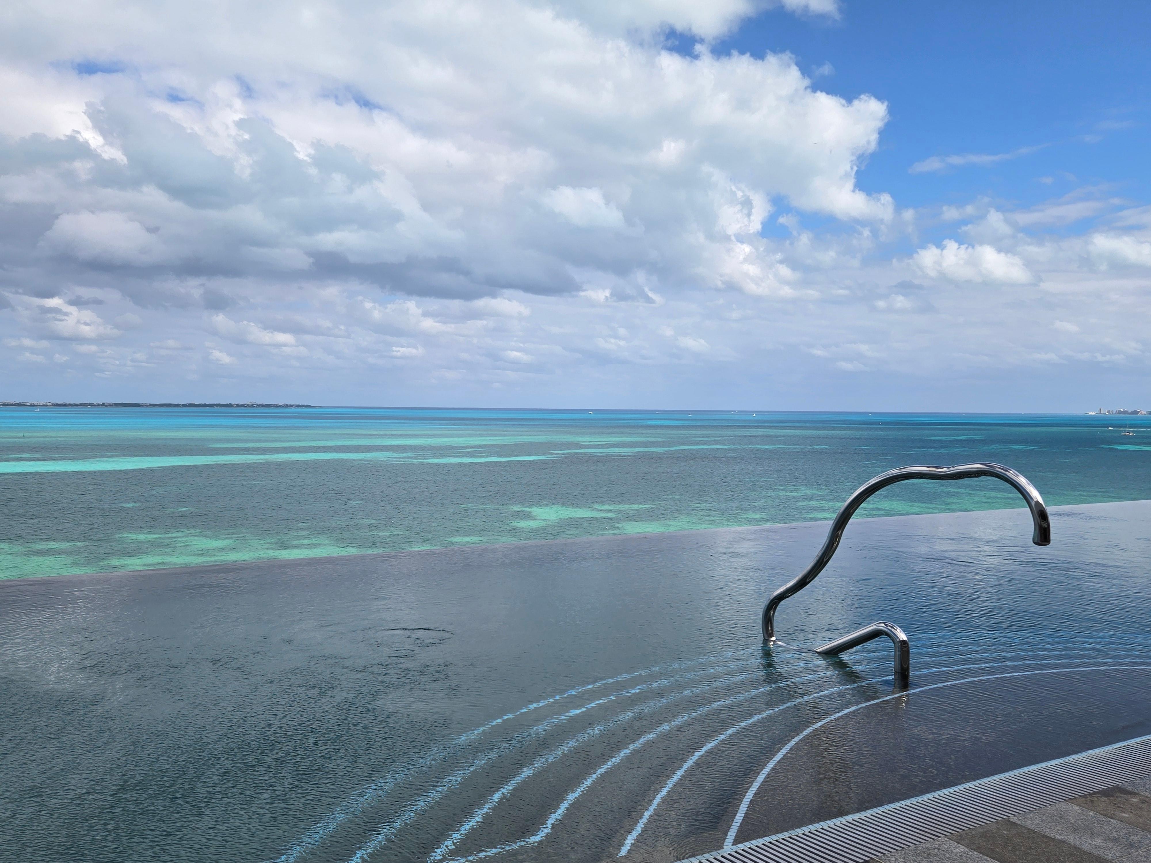 Rooftop pool was amazing as was service. 