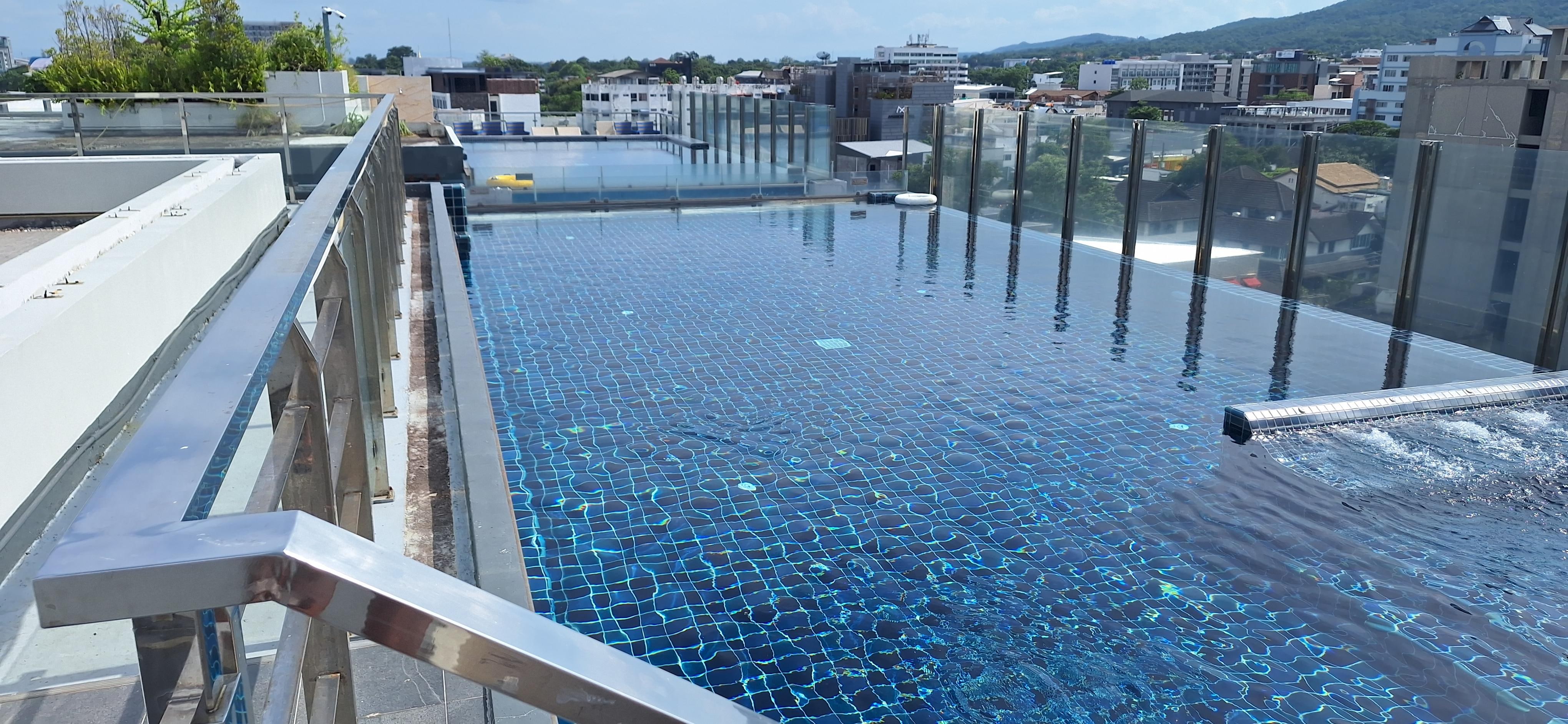 Rooftop pool