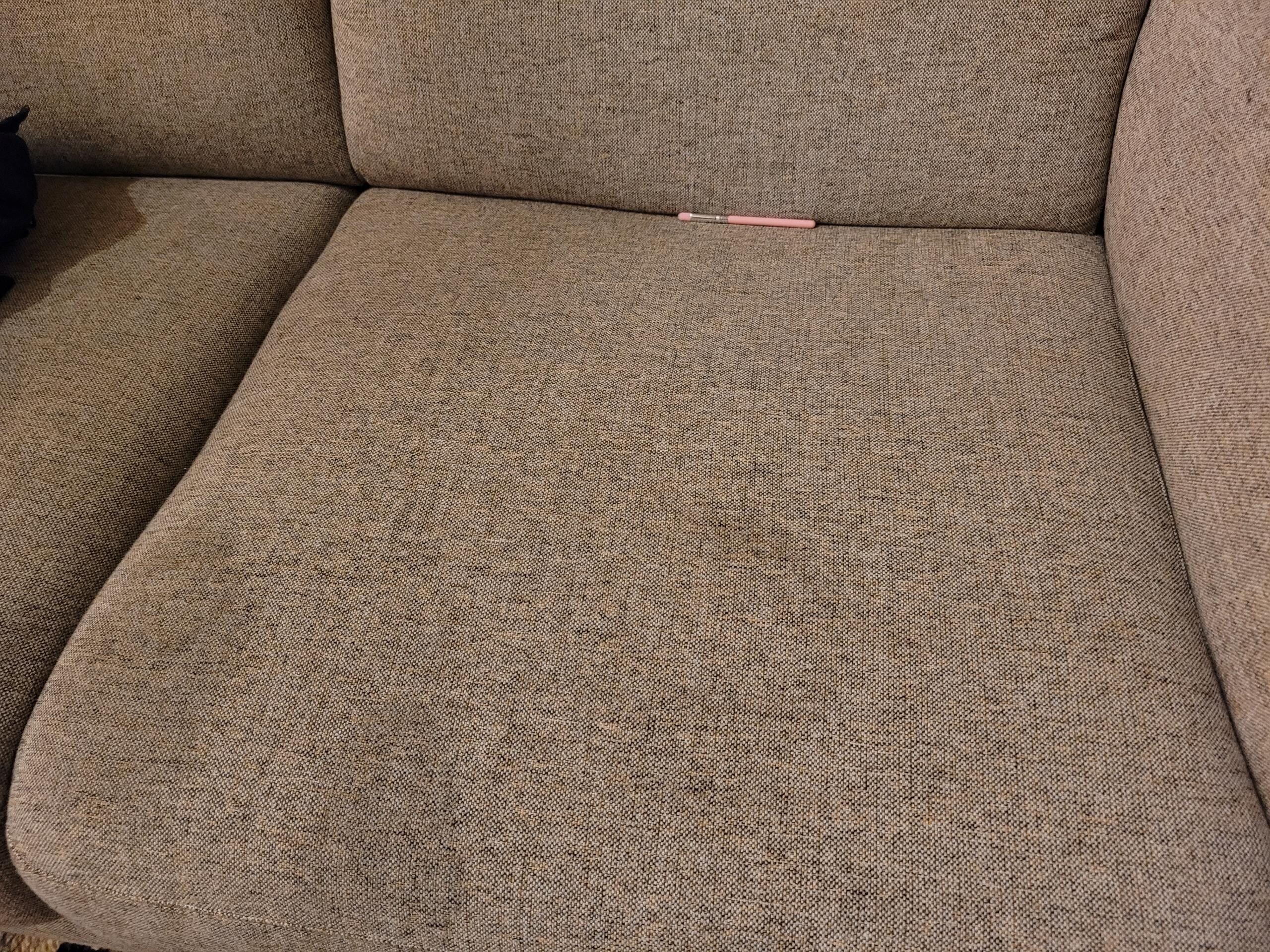 Makeup brush 
And stains