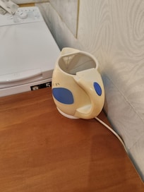 COSAS ROTAS,ESTE SIN LA TAPA Y SUCIO