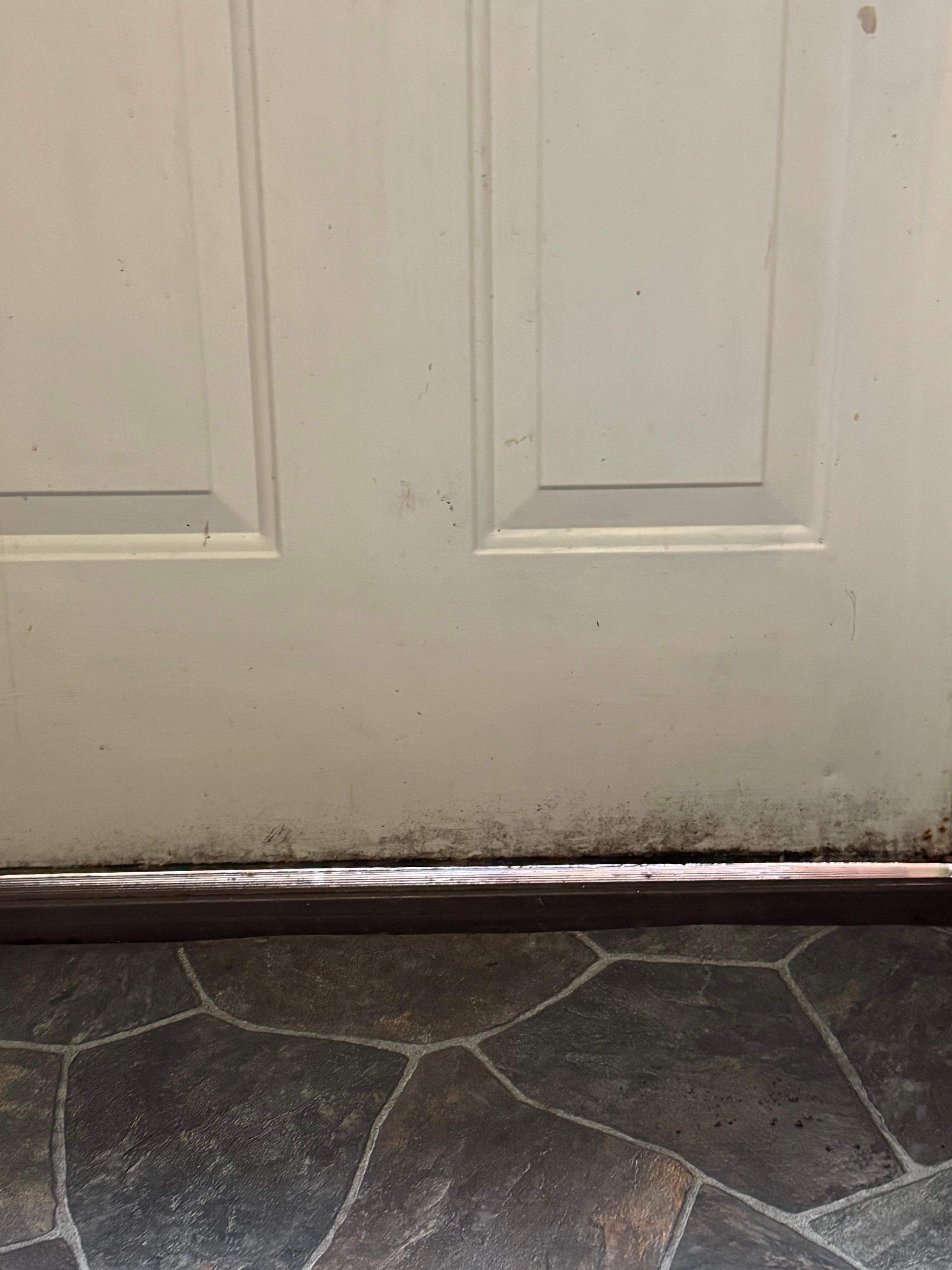 Space under the door for draft