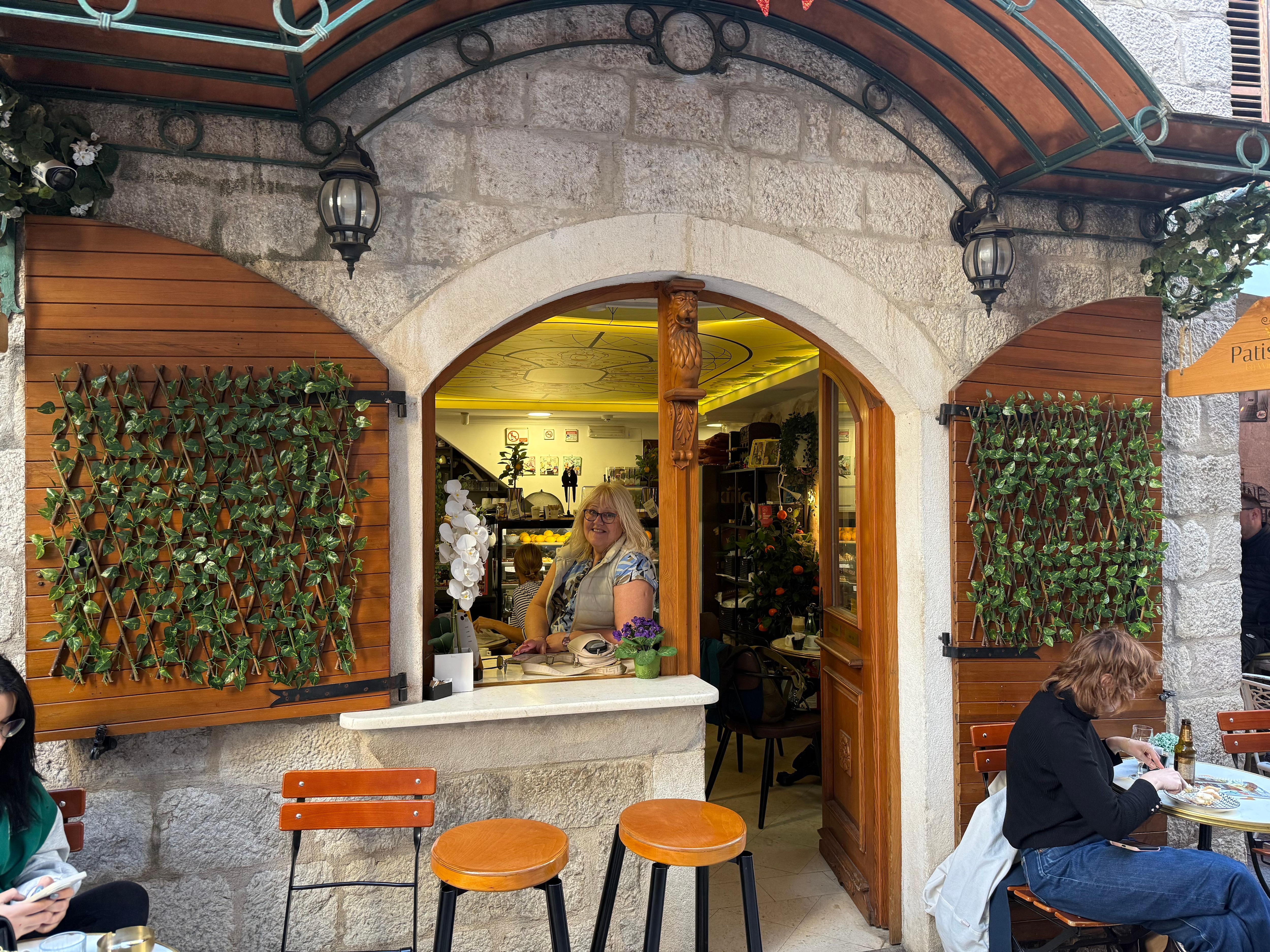 Patisserie by Wine House https://maps.app.goo.gl/PNWn4CJTtpTQ5h6BA?g_st=ipc