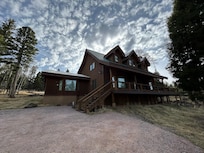 Gorgeous views and wildlife right from the lodge!