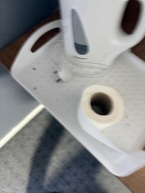 Kettle no cups no spoons no coffee