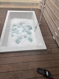 Hot tub on balcony