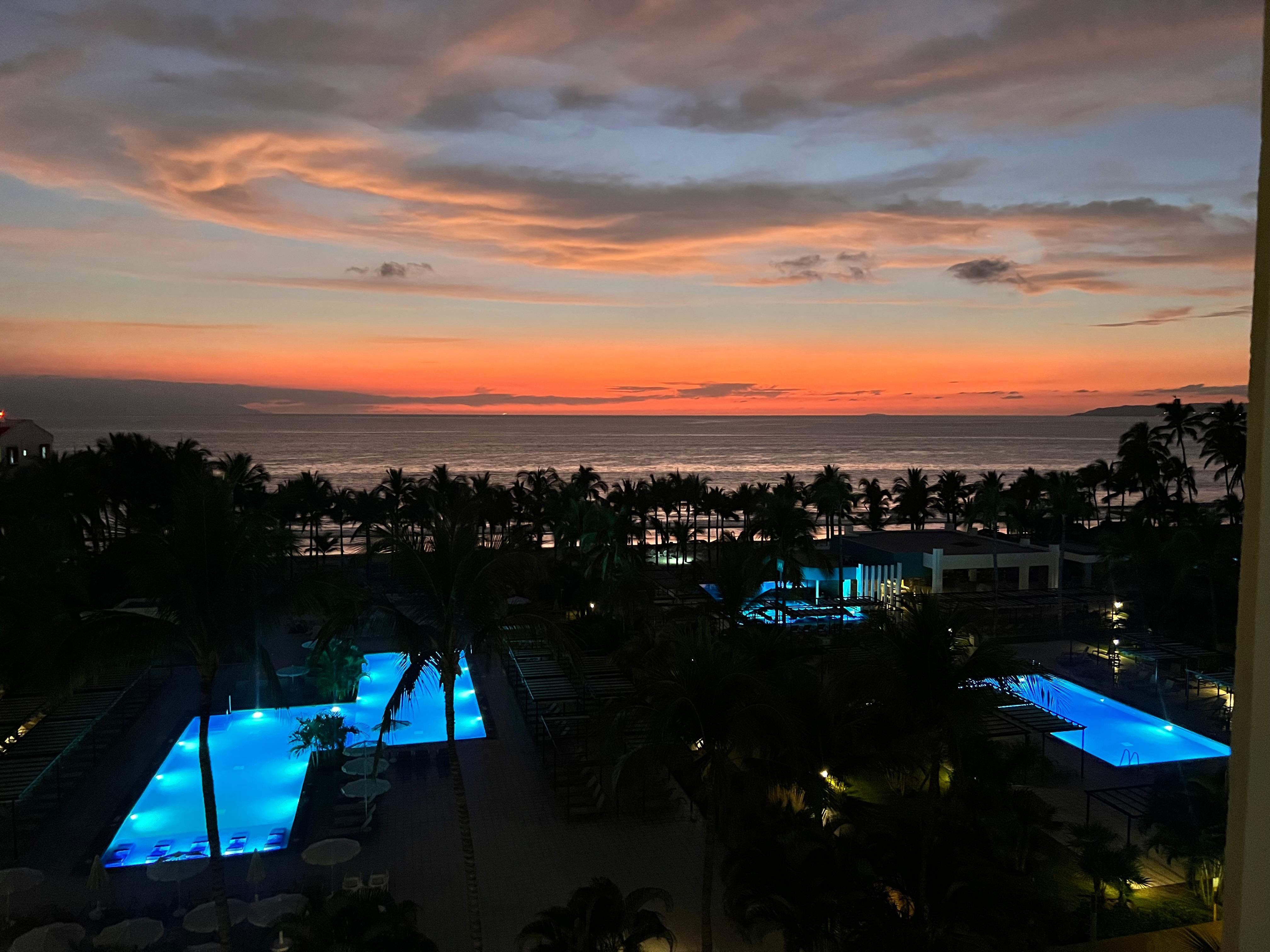 Beautiful pacific sunsets 