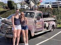 Hatfield and McCoy dinner show