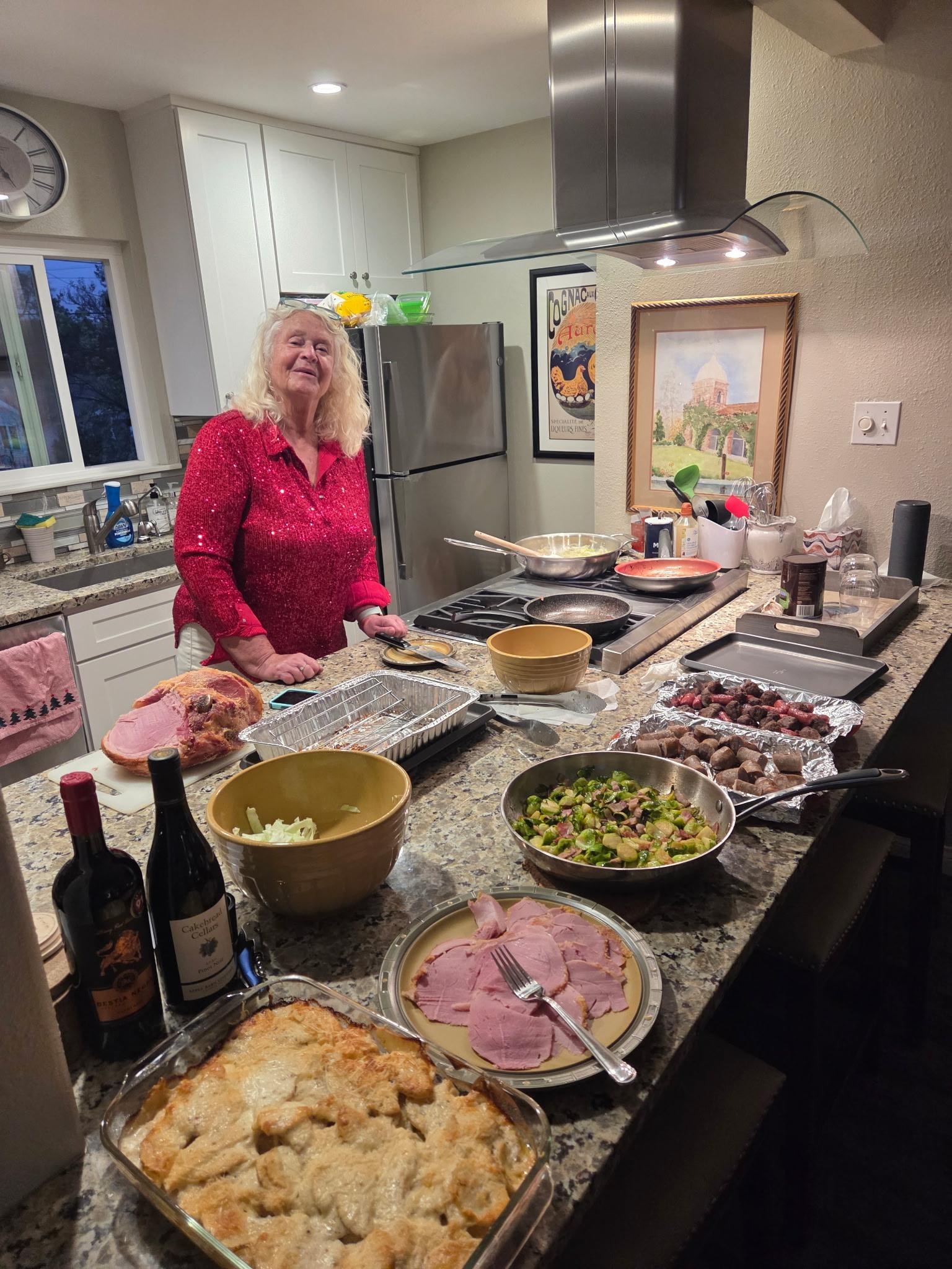 We were there for Christmas, and the peninsula and stove was great for cooking a big Christmas meal.