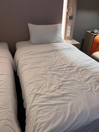 Hotel twin beds