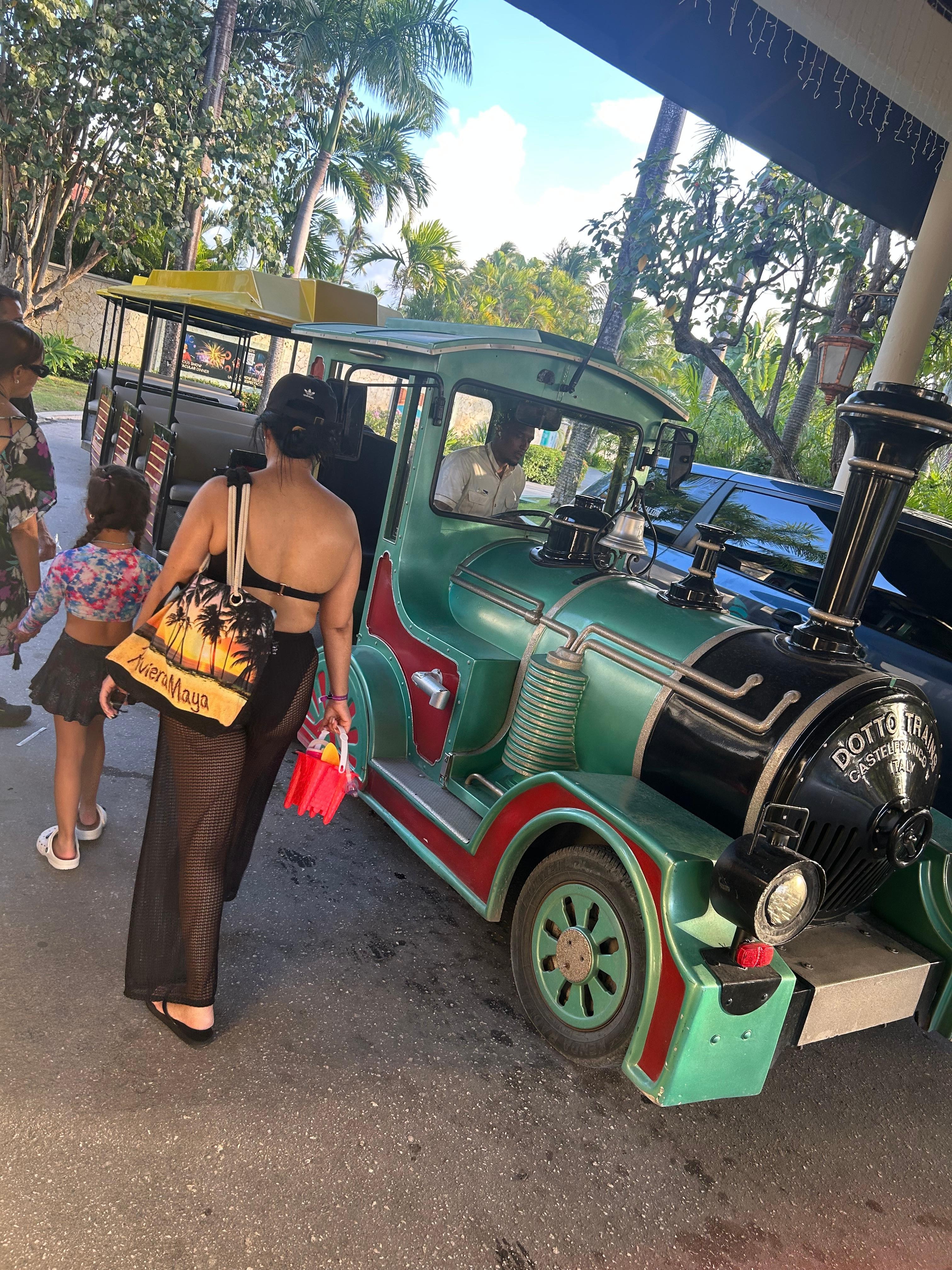 Excelente trolly service 