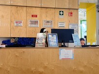 Reception with lovely receptionists