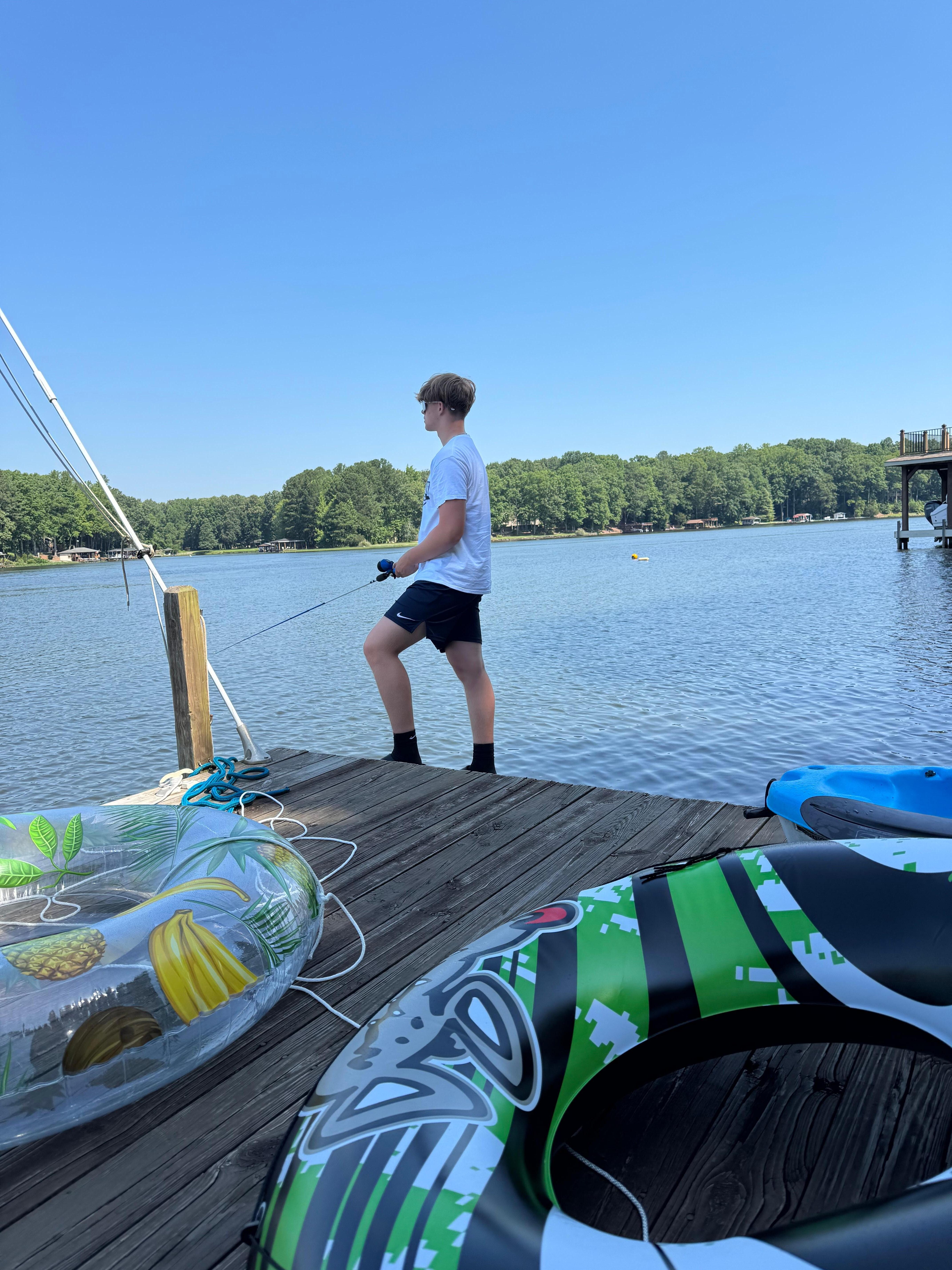 Perfect spot to sit and fish 