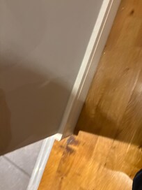 Faulty unsafe raised floor boards