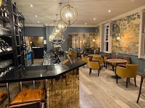 Bar/restaurant