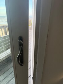 This door would not lock or secure