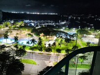 Foto da varanda, da praça dos namorados.